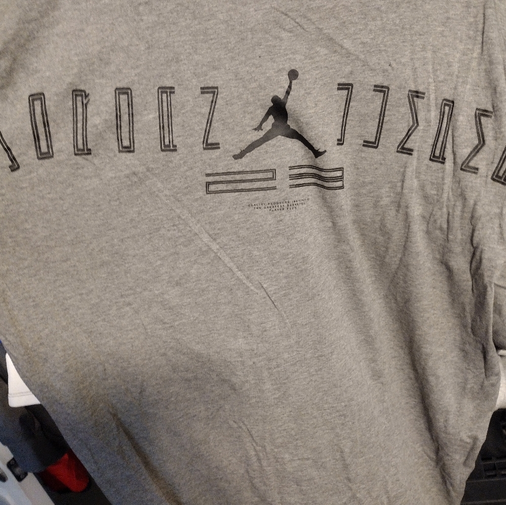 Jordan shirt - Picture 2 of 3